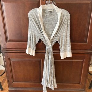 Modal/spandex wrap robe, size Large/Xl.